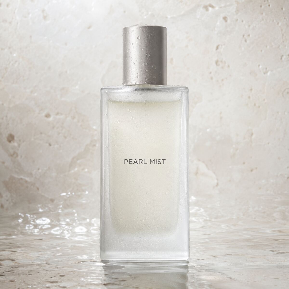 نسمة اللؤلؤ · Pearl Mist